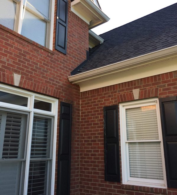 Why Sterling Heights Homeowners Trust Our Vinyl Windows​
